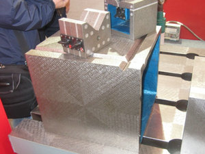 大理石平台与数控机床的关系